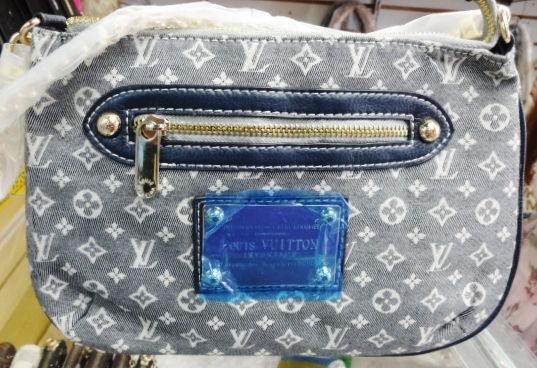 Bolsa  MINI-LIN Pequena, possui 2 alças CINZA