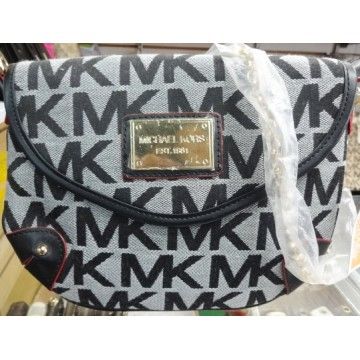 BOLSA PEQUENA COM MONOGRAMA CINZA